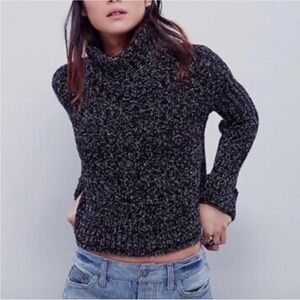 Free People Marled Cowlneck Twisted Cable Knit Turtleneck Sweater Funnel-neck